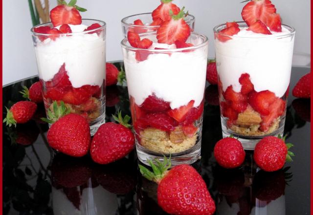 Trifle aux fraises gourmand