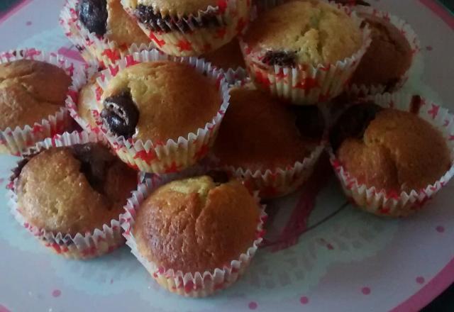 Muffins à la banane au cœur de Nutella rapides