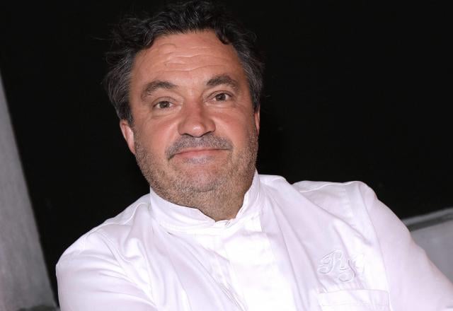 “Ma plus grosse boulette en cuisine” : Yves Camdeborde devait préparer un plat pour une célébrité, une erreur a tout fait déraper