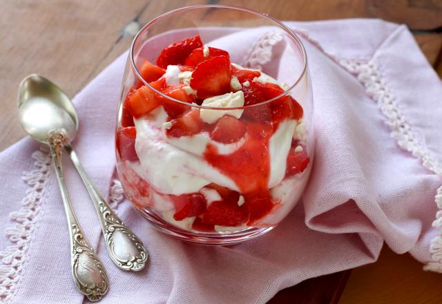 Eton Mess ou dessert minute à la fraise