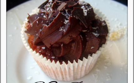 Cupcakes à la noix de coco, miel et au chocolat noir