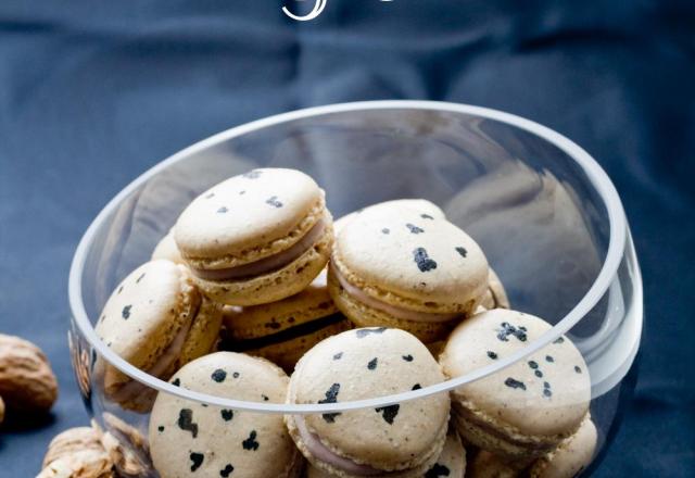 Macarons Roquefort Papillon, banane et noix