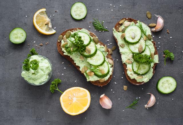 Tartine ricotta pesto