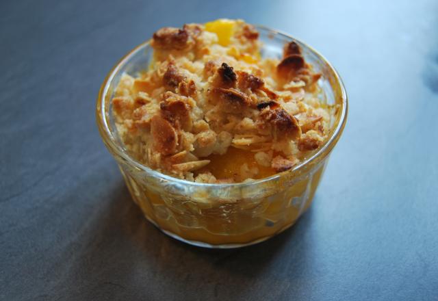 Crumble d'abricots et amandes