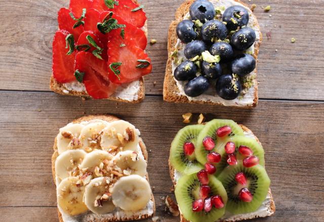 Toasts petit dej' aux fruits