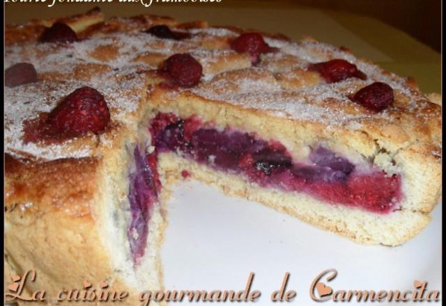 Tourte fondante aux framboises et aux poires