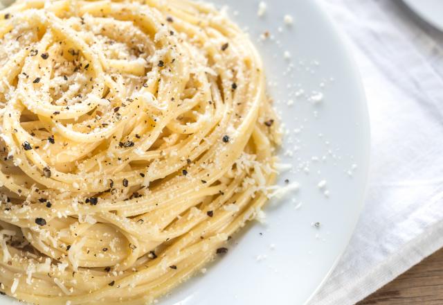 Spaghettis pecorino et poivre (Cacio e Pepe)