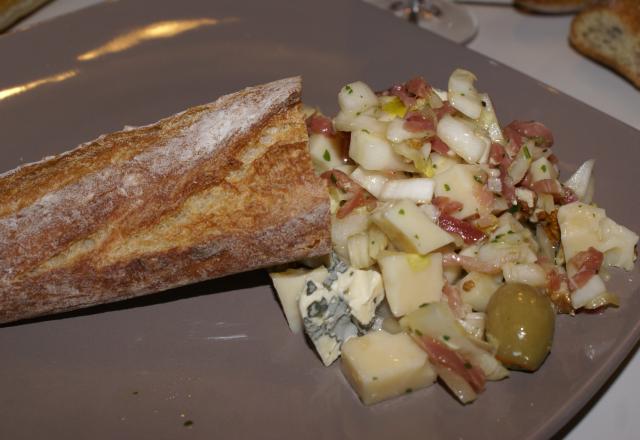 Salade d'endives bien garnies