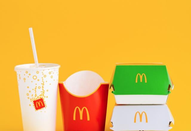 La vaisselle réutilisable du Mcdo déjà arrêtée ? Ce problème de taille auquel fait face le fast-food