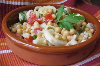 Salade de pois chiche et cœurs de palmier