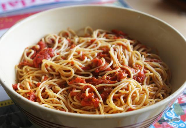 Spaghetti sauce napolitaine