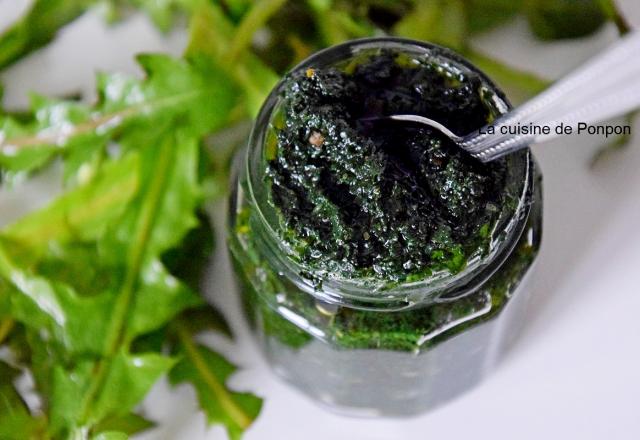 Pesto de feuilles de pissenlit et spiruline