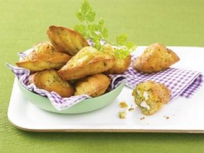 Madeleines aux herbes et tofu