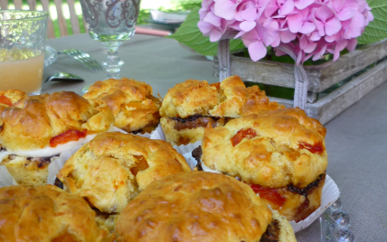 Muffins de poivrons, tapenade et mozzarella