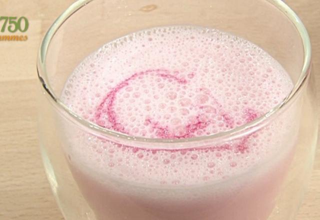 Lassi au sirop de rose et gingembre