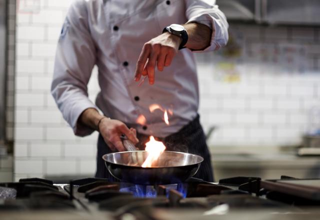 Top promo : craquez vite pour votre batterie de cuisine 10 pièces, actuellement à -53% !