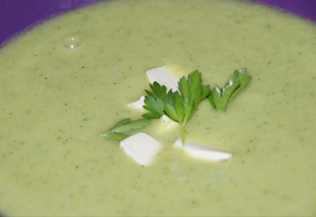 Velouté de courgettes et fromage frais