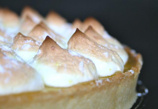 Tarte au citron à la crème d'amande et sa meringue au citron vert