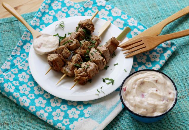 Brochettes de porc souvlaki au citron et herbes fraiches & Ktipiti