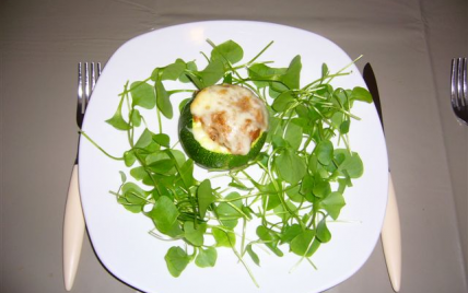 Courgette farcie aux steaks hachés et concentré de tomate