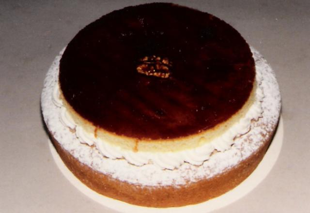 Entremets au pralin et noix