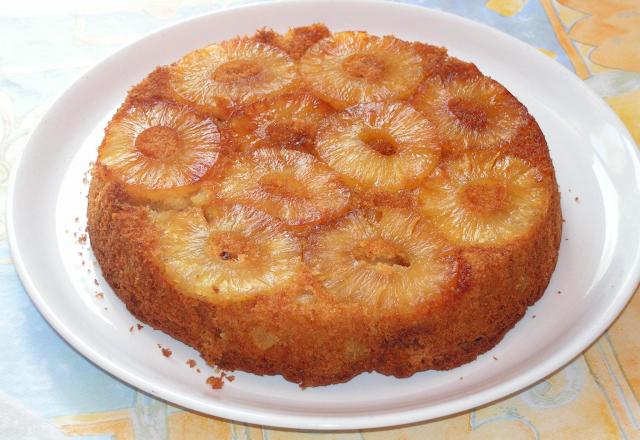 Gâteau caramélisé à l'ananas rapide