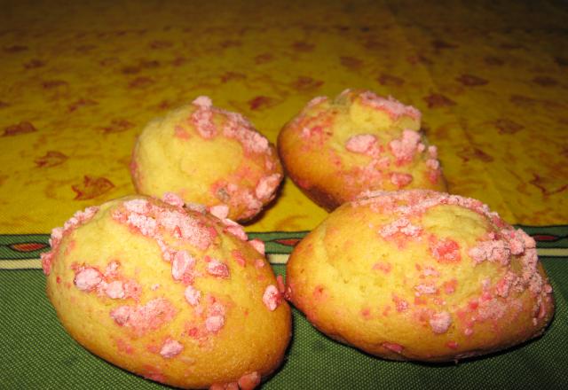 Madeleines aux pralines roses