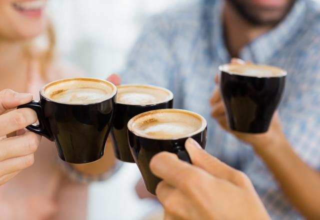 Pourquoi boire votre café trop chaud est-il dangereux pour votre santé ?