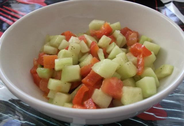 Salade de concombre et poivrons