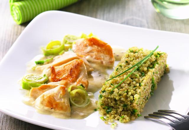 Poulet et poireaux sauce moutarde, quinoa aux herbes