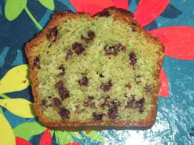 Cake à la pistache et aux perles choco craquantes