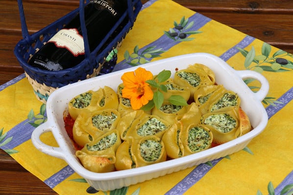 Conchiglioni giganti à la ricotta et aux épinards