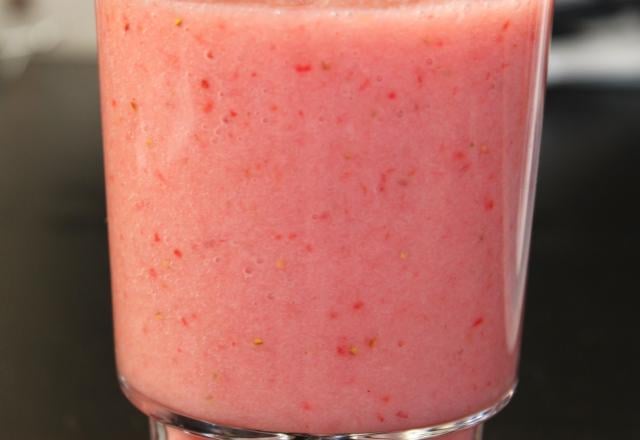 Smoothie banane et fraises