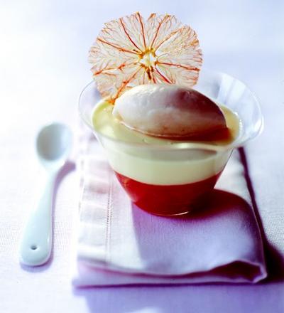 Suprêmes et zestes de pamplemousse de Floride en gelée, panna cotta parfumée à la cardamome, sorbet au pamplemousse de Floride