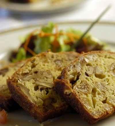 Cake aux Noix du Périgord et canard confit