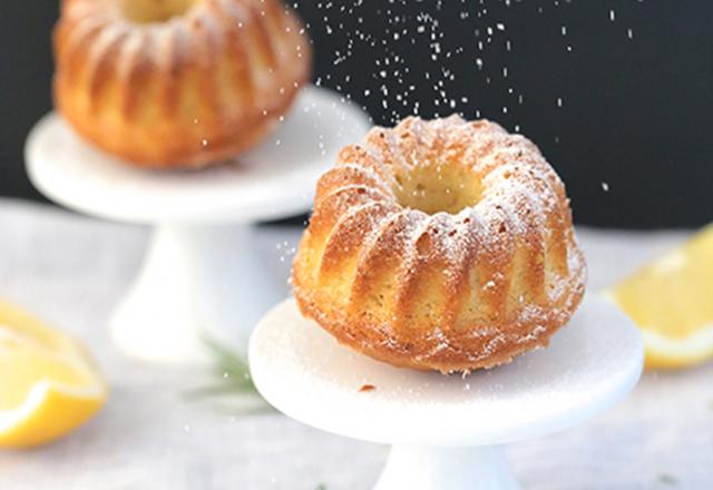 Cake amande, citron romarin au buttermilk