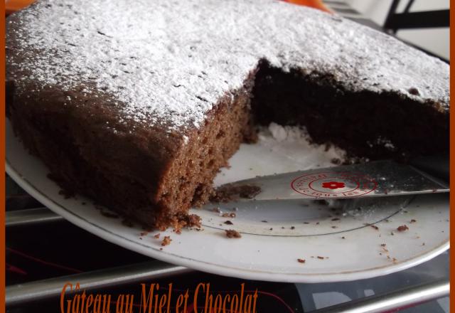 Gâteau au miel et au chocolat