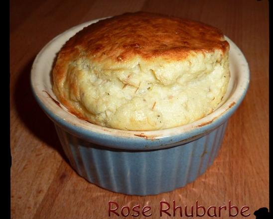 Soufflé au roquefort Papillon et filets de maquereaux