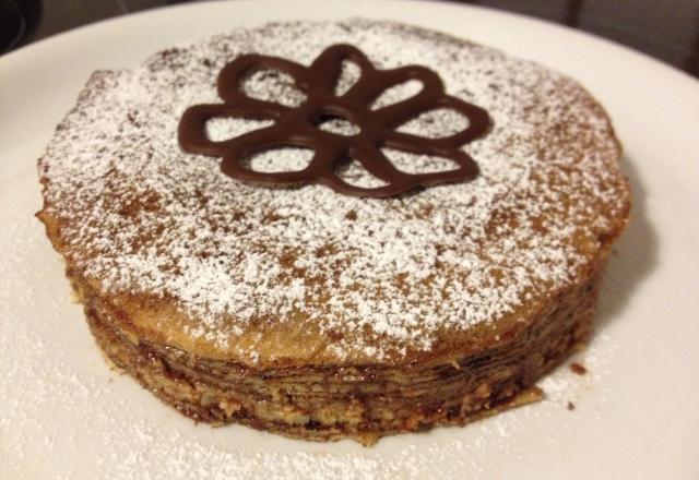 Empilement de crêpes au nutella, façon gâteau