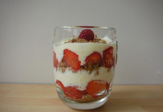 Tiramisu léger fraises spéculos