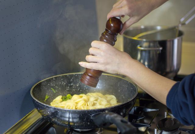 Poivre : pourquoi il ne faut absolument pas l’ajouter pendant la cuisson de vos plats ?