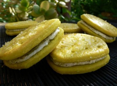 Biscuits fourrés au pesto