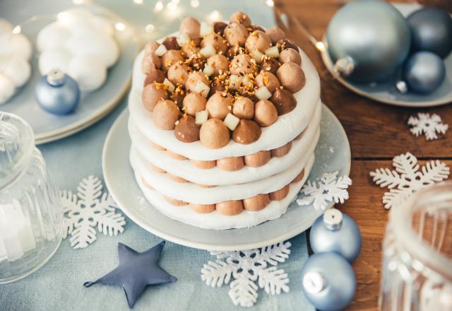 Pavlova de Noël poire chocolat au gingembre torréfié