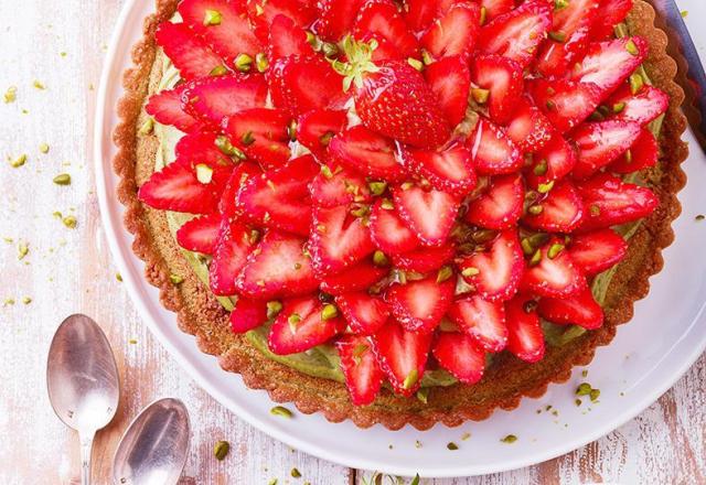 Tarte à la pistache et fraises du Périgord IGP