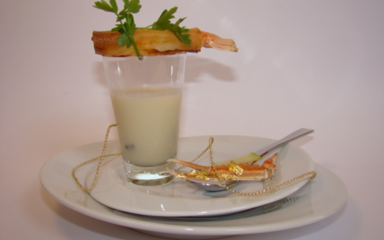 Velouté de céleri et pomme Granny-Smith, et sa langoustine croustillante