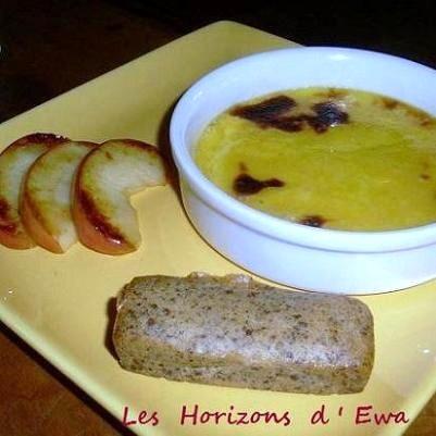 Crème brûlée au Roquefort Papillon , financiers aux noix et pommes poêlées