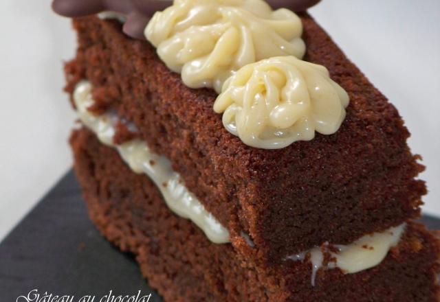 Gâteau au chocolat et sa ganache au chocolat blanc et fève Tonka