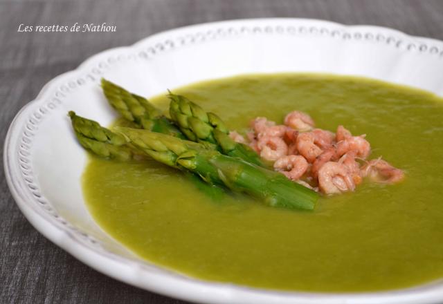 Velouté d'asperges vertes et crevettes grises