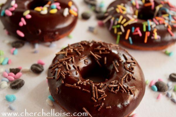 Donuts beignets américain avec glaçage