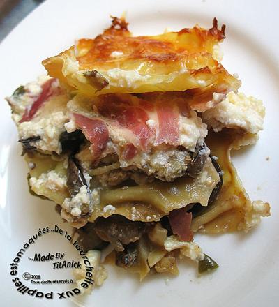 Lasagnes d'aubergines et de poivrons à la brousse et au jambon cru